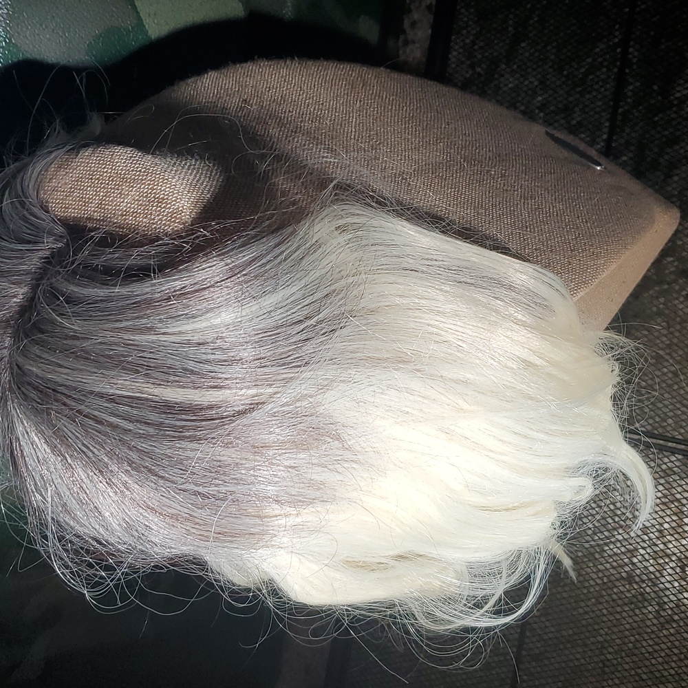 Womens hair wig new with tags